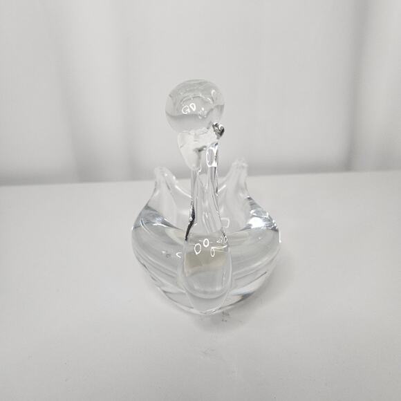 Vintage Crystal Clear Swan Sculpture Figurine 5.5" x 4.5" Glass Art - Picture 4 of 7